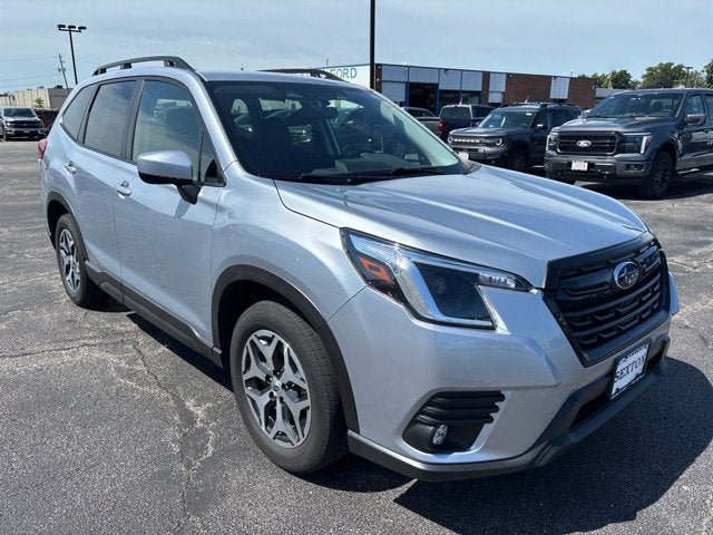 Used 2024 Subaru Forester Premium AWD/4WD image 5