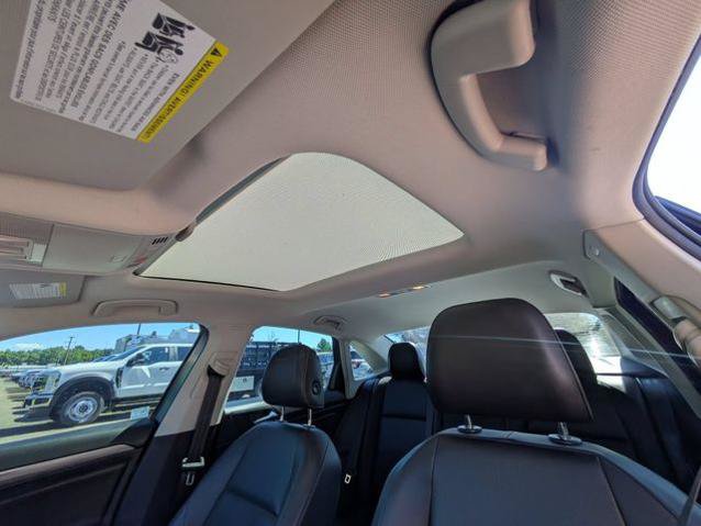 Used 2019 Volkswagen Jetta SEL FWD image 27