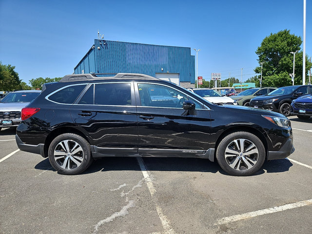 Used 2019 Subaru Outback 3.6R Limited AWD/4WD image 11