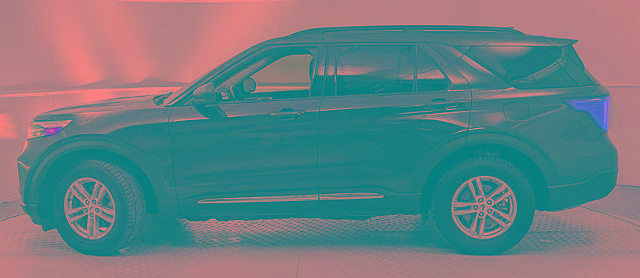 Certified 2023 Ford Explorer XLT image 2