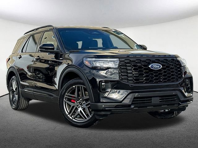 Certified 2025 Ford Explorer ST-Line w/ ST-Line Street Pack image 8