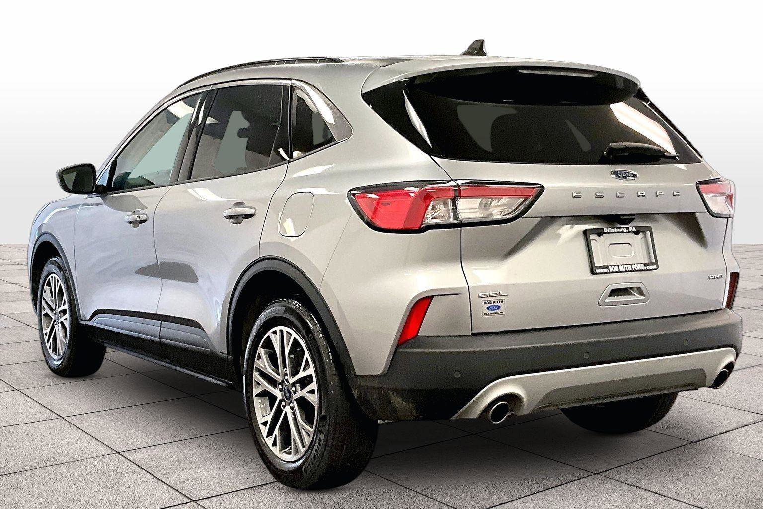 Certified 2022 Ford Escape SEL image 10