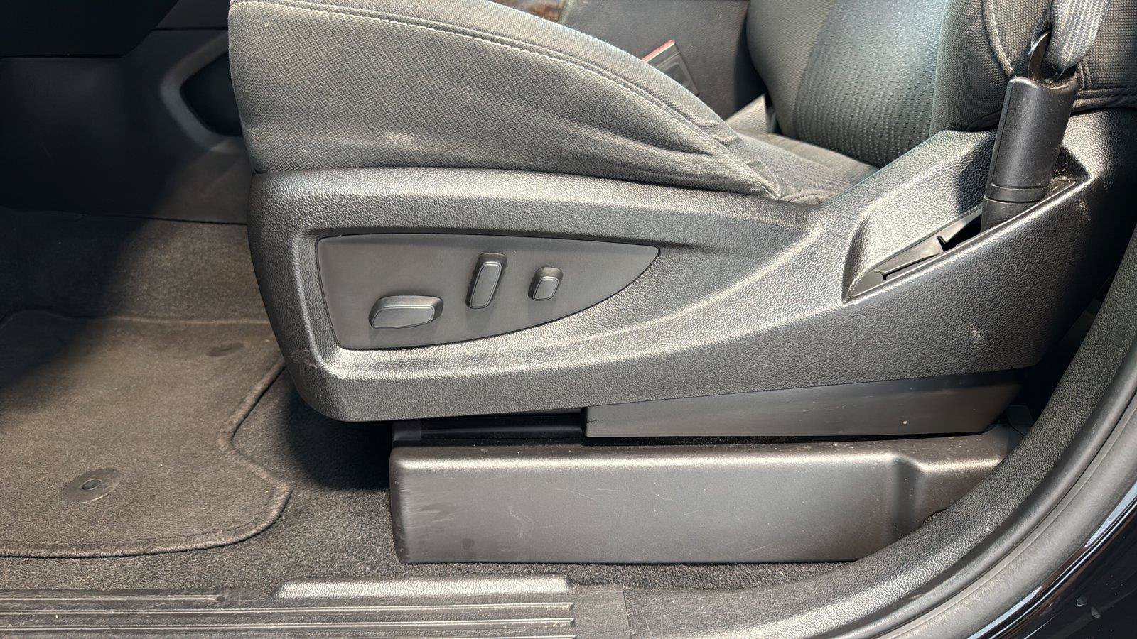 Used 2020 Chevrolet Tahoe LS RWD image 21