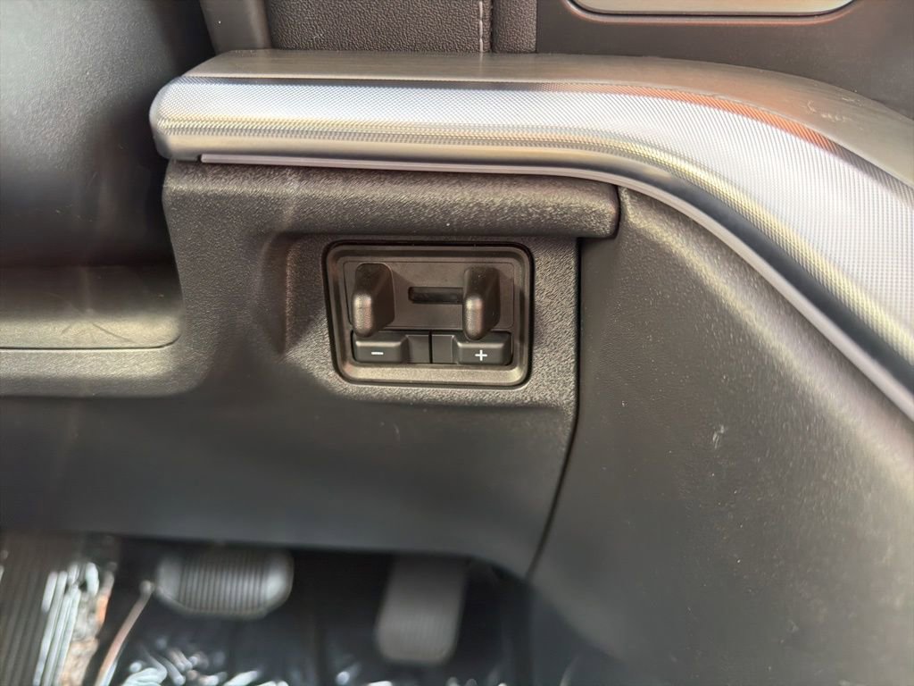 Certified 2025 Ford Expedition Max Platinum image 33