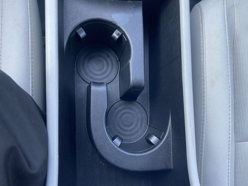 Used 2025 Hyundai Kona SEL FWD image 29