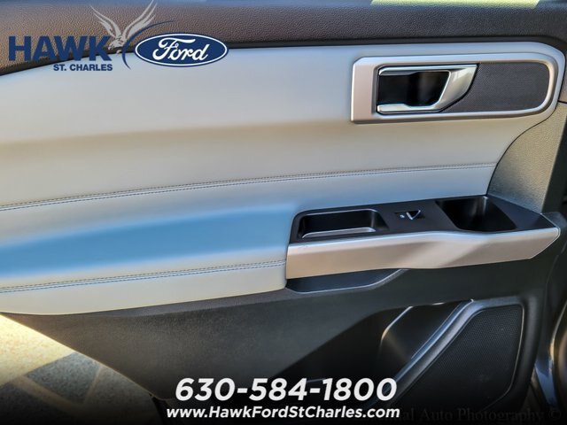 Certified 2024 Ford Explorer XLT w/ Equipment Group 202A AWD/4WD image 18