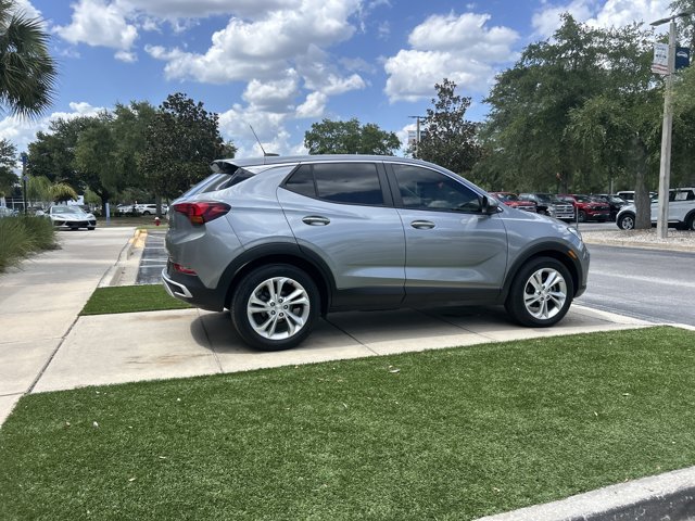 Used 2023 Buick Encore GX Preferred w/ Cold Weather Comfort Package FWD image 6