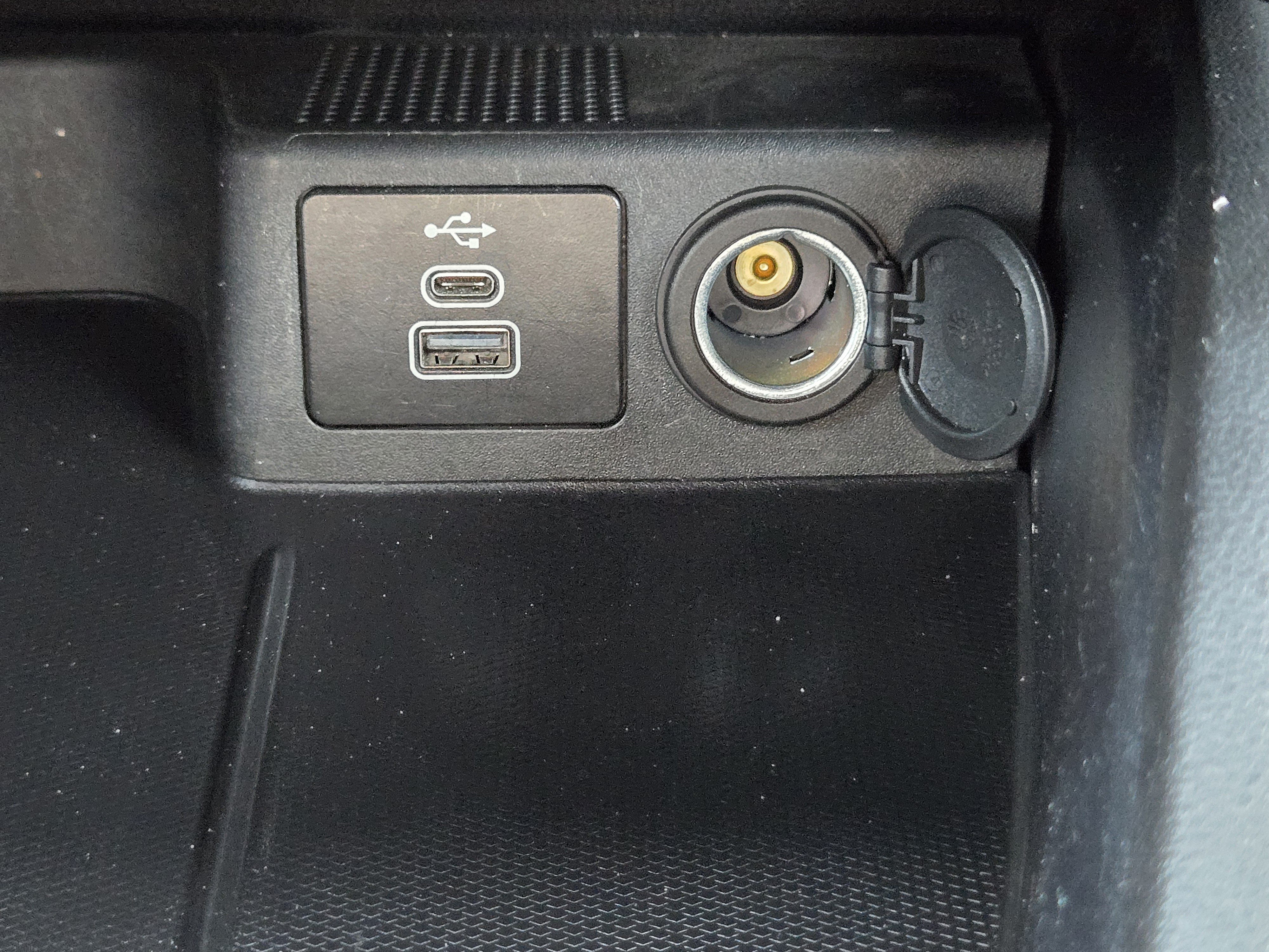 Certified 2024 Ford Escape ST-Line w/ Tech Pack #1 FWD image 19
