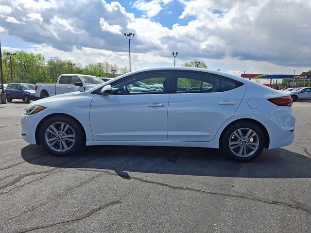 Used 2017 Hyundai Elantra SE FWD image 4
