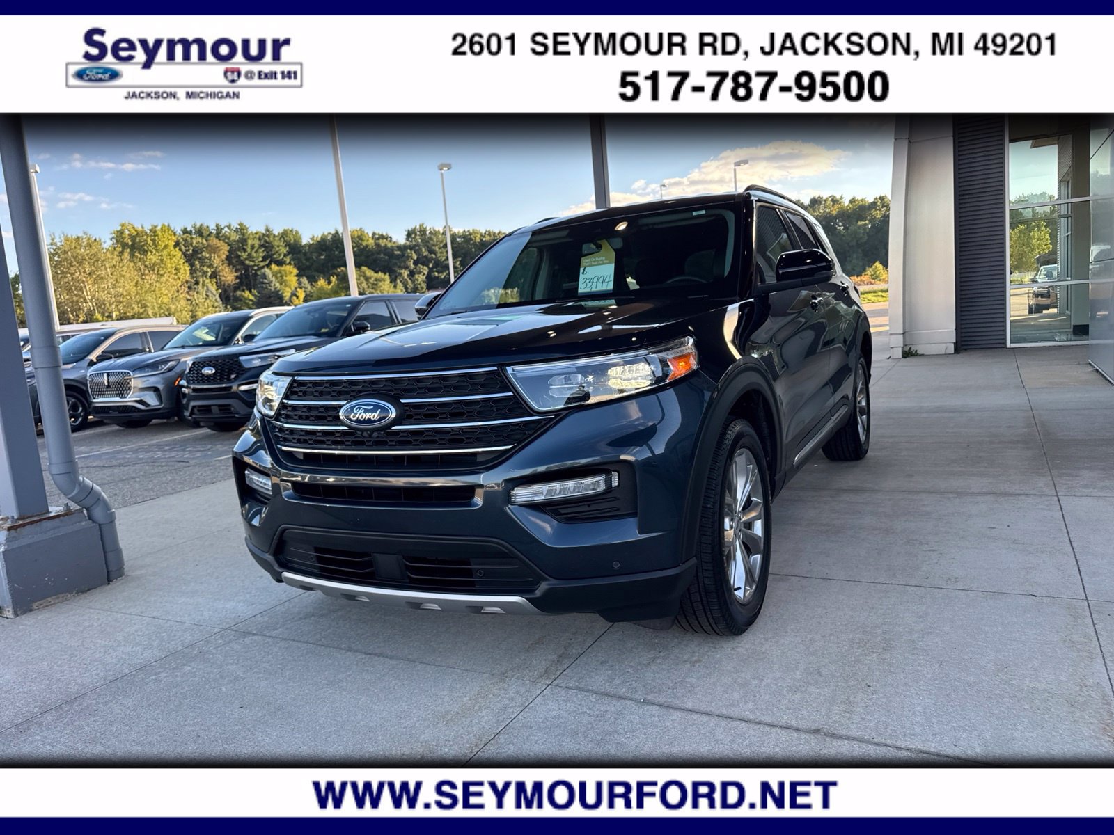 Certified 2024 Ford Explorer XLT w/ Equipment Group 202A AWD/4WD image 1