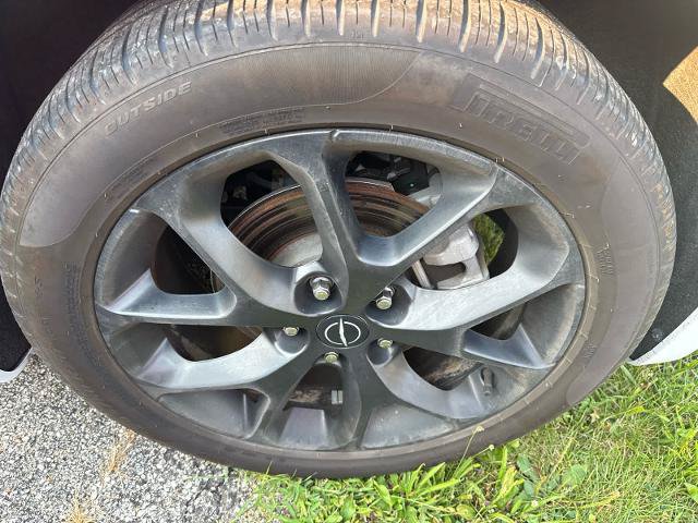 Used 2025 Chrysler Pacifica Limited FWD image 8