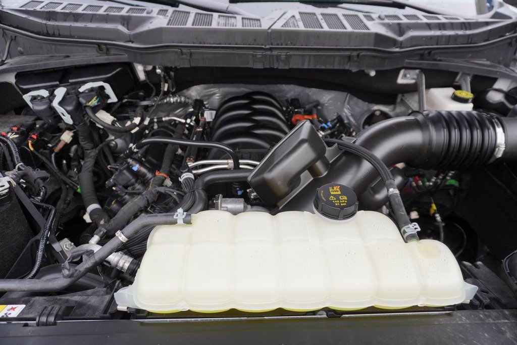 Certified 2025 Ford F150 XLT w/ Equipment Group 302A MID image 27