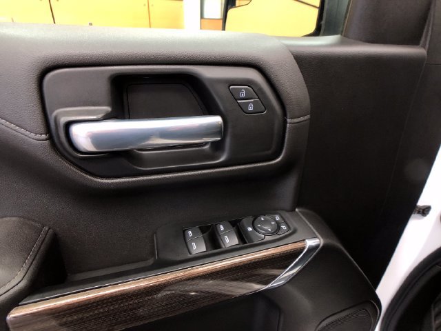 Used 2022 Chevrolet Silverado 1500 LT AWD/4WD image 12