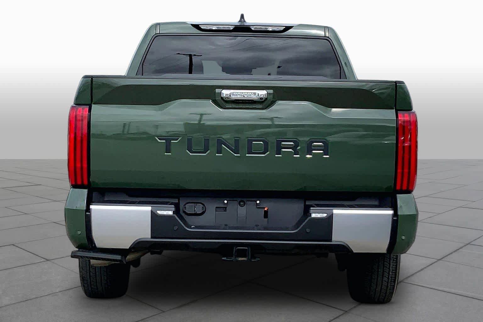 Used 2023 Toyota Tundra Limited w/ Power Package RWD image 5
