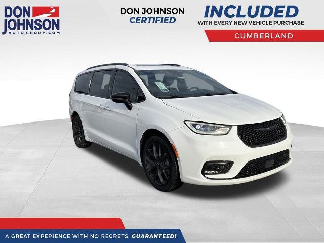 Used 2024 Chrysler Pacifica Touring-L w/ S Appearance Package image 1