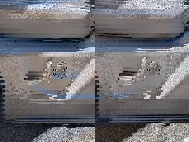 Certified 2024 Ford Expedition XLT image 16