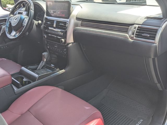 Used 2022 Lexus GX 460 Premium w/ Accessory Package AWD/4WD image 29