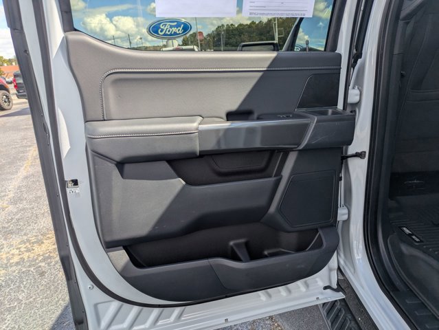 Certified 2022 Ford F150 XLT w/ Equipment Group 302A High image 26