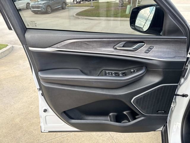 Used 2021 Jeep Grand Cherokee L Limited image 21