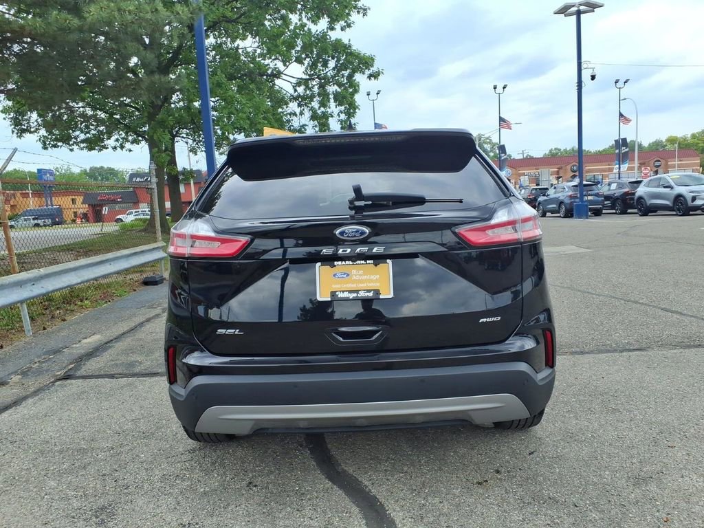 Certified 2023 Ford Edge SEL w/ Convenience Package AWD/4WD image 8