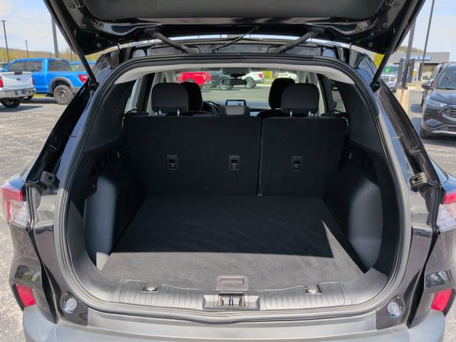 Certified 2022 Ford Escape SE w/ Cold Weather Package AWD/4WD image 30