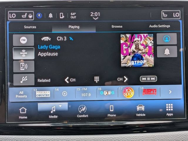 Used 2024 Chrysler Pacifica Touring-L FWD image 23
