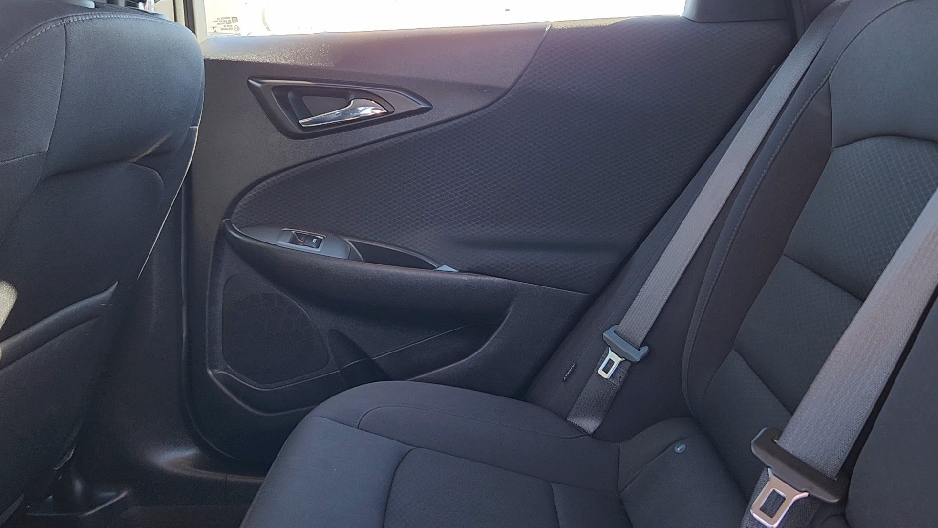 Used 2025 Chevrolet Malibu LT FWD image 16