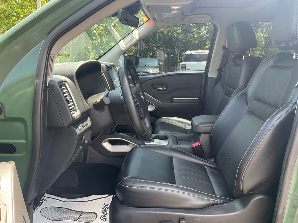 Used 2023 Nissan Frontier SV w/ SV Premium Package AWD/4WD image 16
