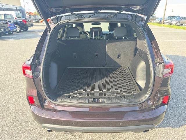 Certified 2023 Ford Escape ST-Line w/ Tech Pack #1 FWD image 18