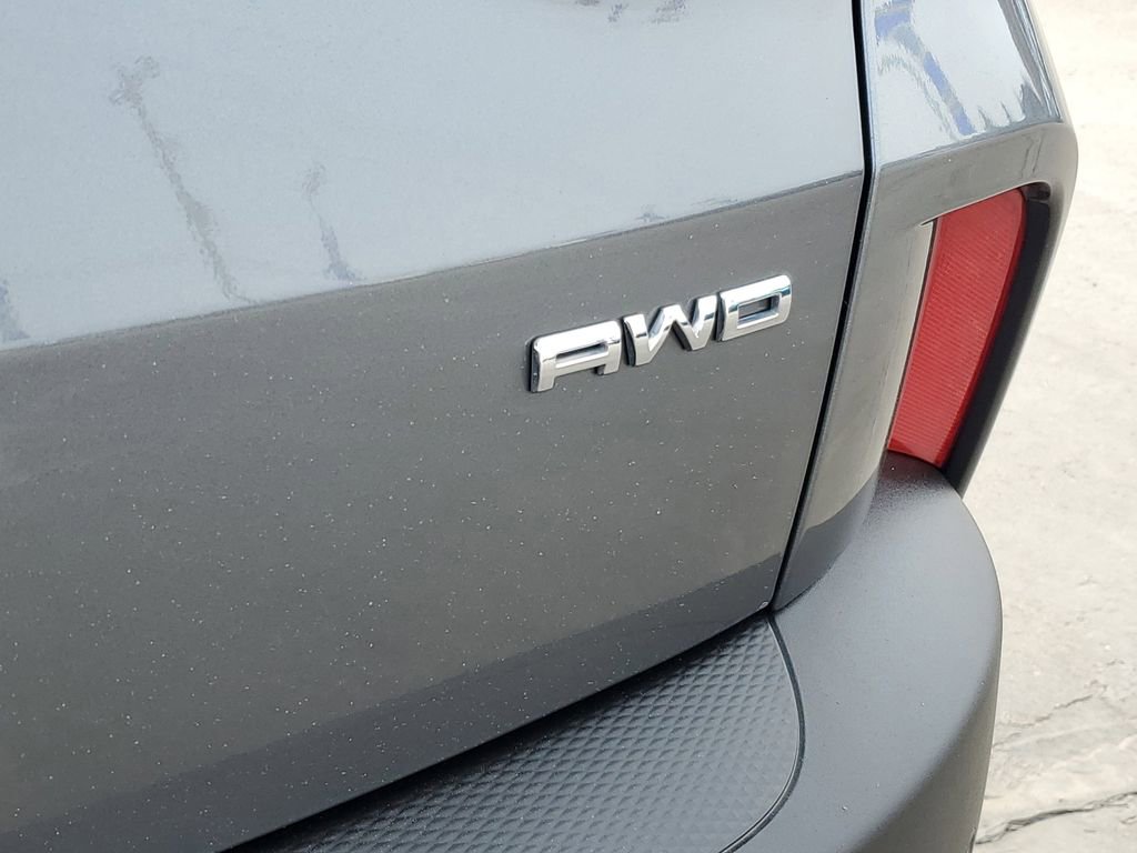 Certified 2025 Ford Escape Platinum AWD/4WD image 36