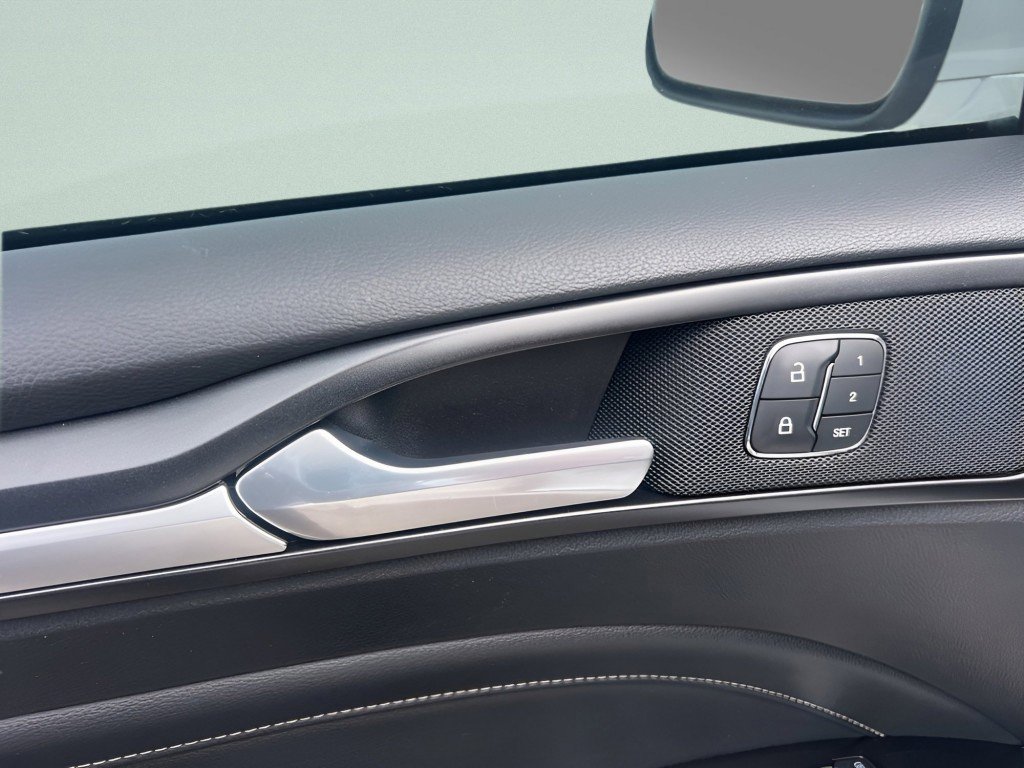 Certified 2019 Ford Fusion Titanium image 24