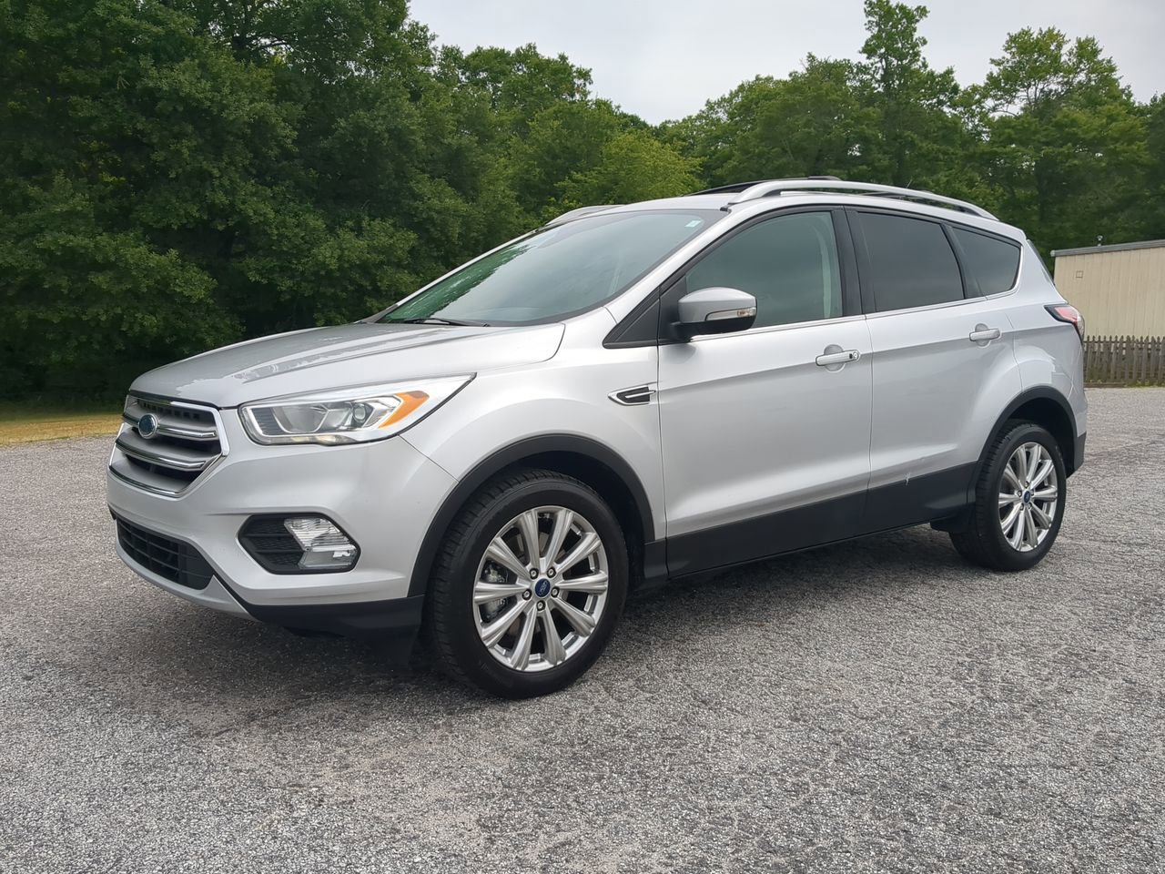 Certified 2017 Ford Escape Titanium FWD image 6