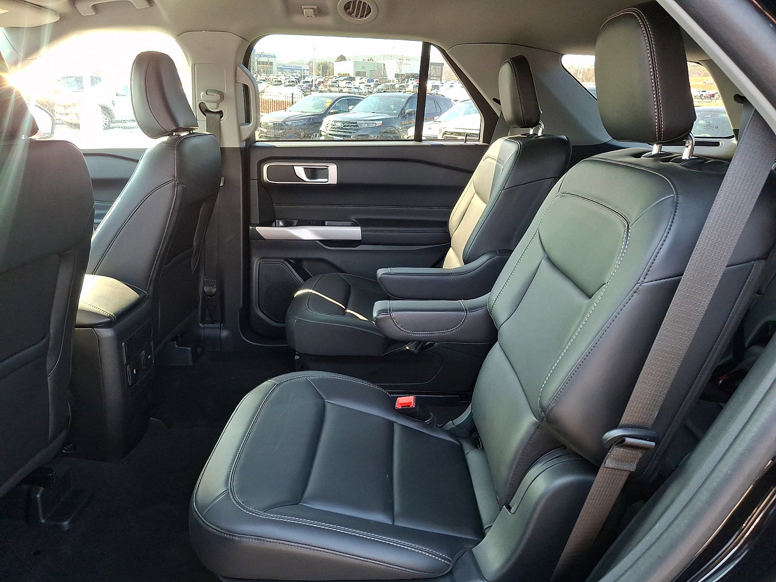 Certified 2023 Ford Explorer XLT w/ Equipment Group 202A image 10