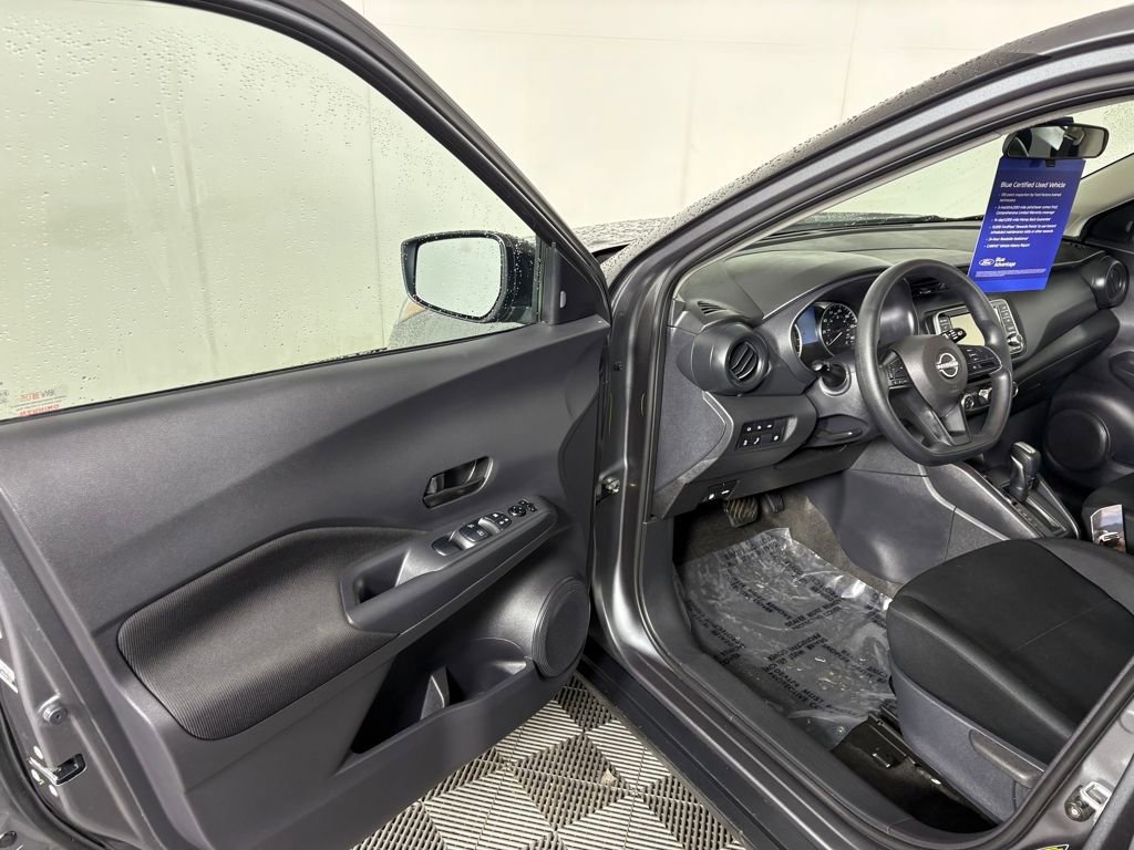 Used 2023 Nissan Kicks S image 12