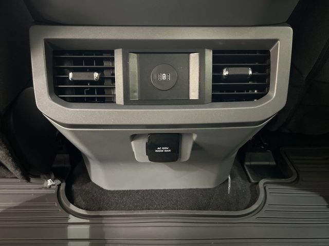 Certified 2025 Ford F350 XLT w/ 360-Degree Camera Package AWD/4WD image 18