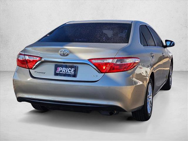 Used 2017 Toyota Camry LE image 5