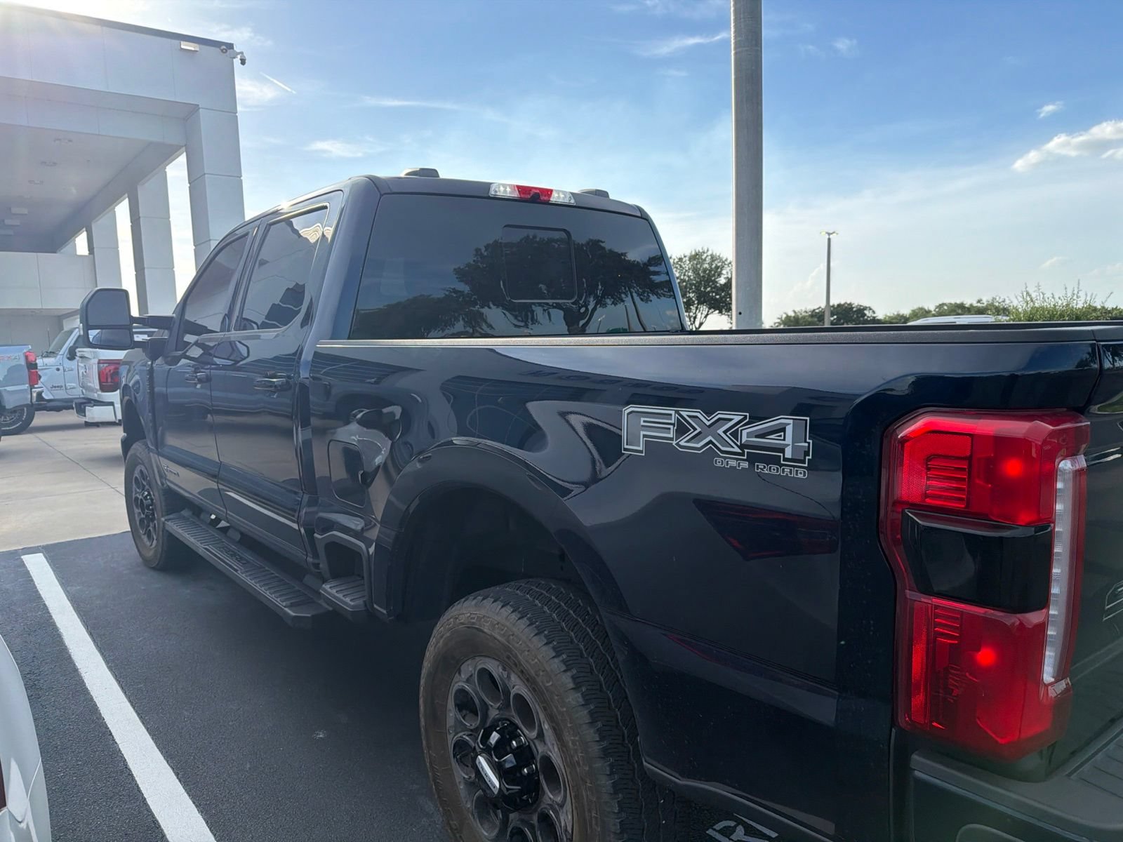Certified 2025 Ford F250 Lariat w/ Lariat Ultimate Package AWD/4WD image 4
