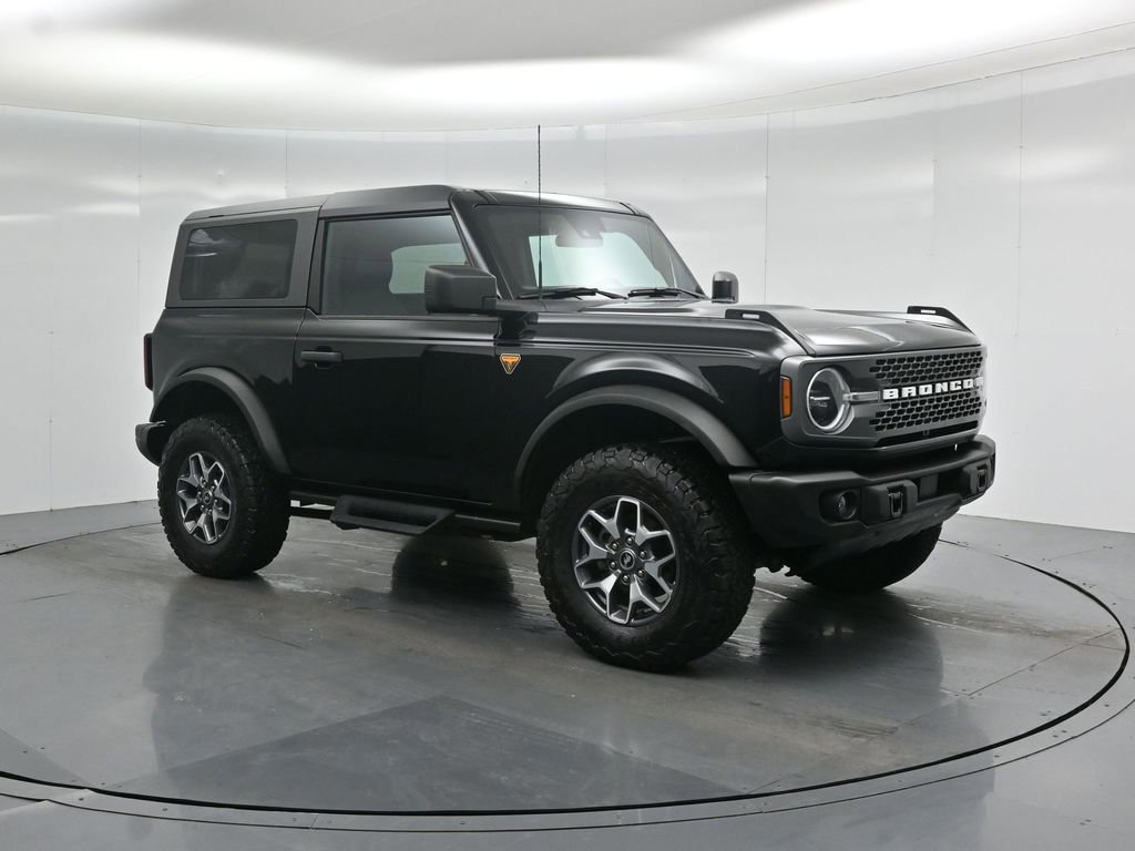 Certified 2023 Ford Bronco Badlands image 3