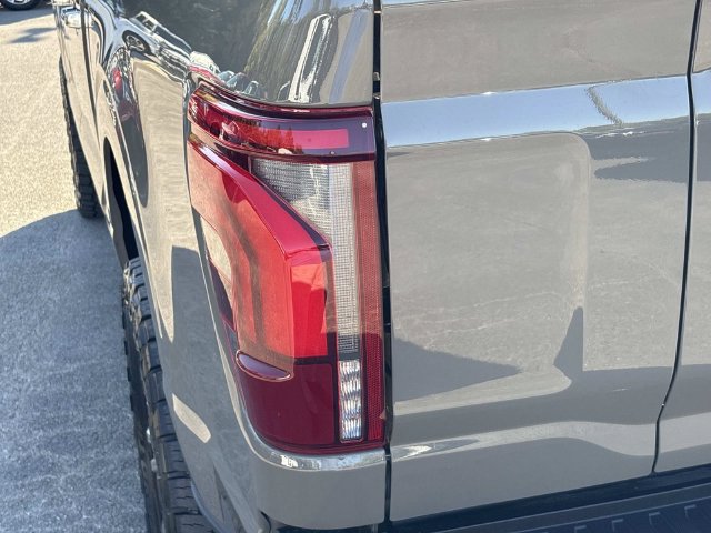 Certified 2025 Ford F150 Platinum w/ Equipment Group 703A Plus AWD/4WD image 12