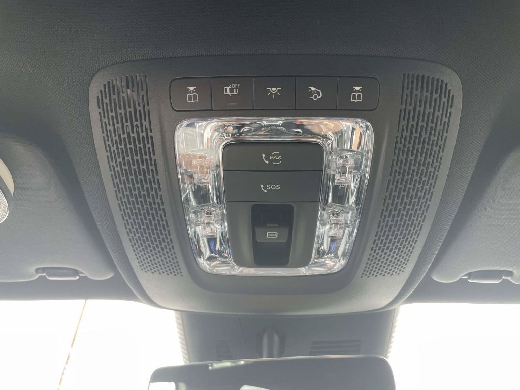 Used 2025 Mercedes-Benz GLA 250 image 28