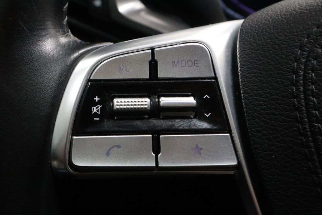 Used 2025 Kia Telluride S image 28