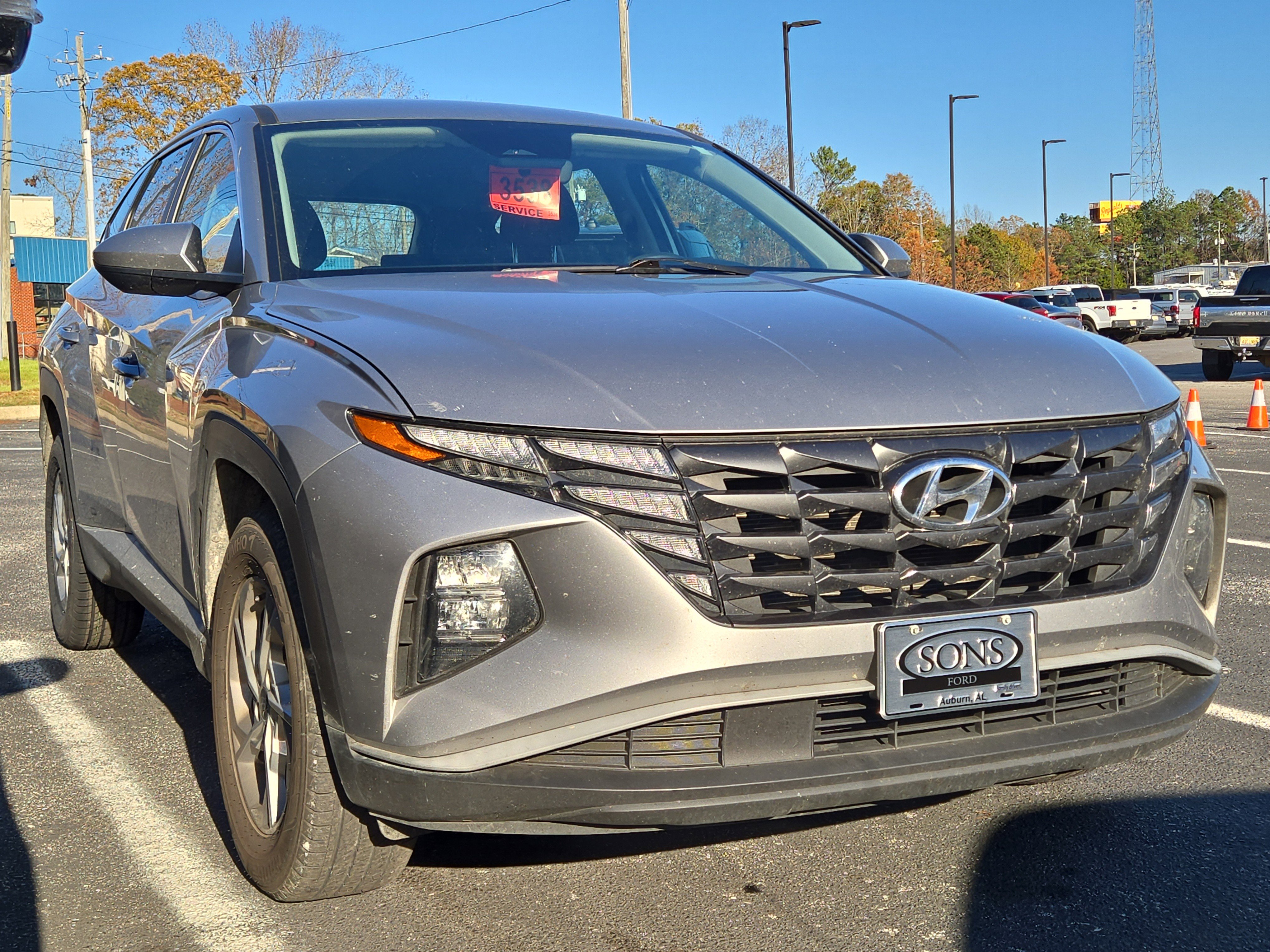 Used 2024 Hyundai Tucson SE image 3