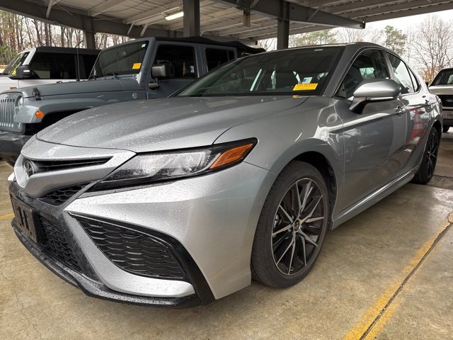 Used 2022 Toyota Camry SE