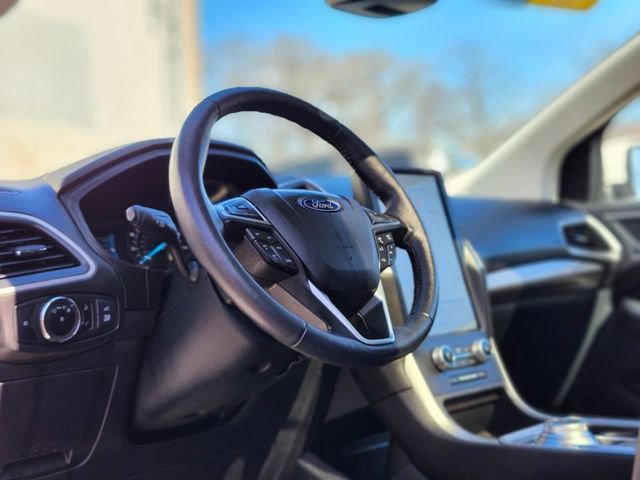Certified 2023 Ford Edge SEL w/ Convenience Package image 19