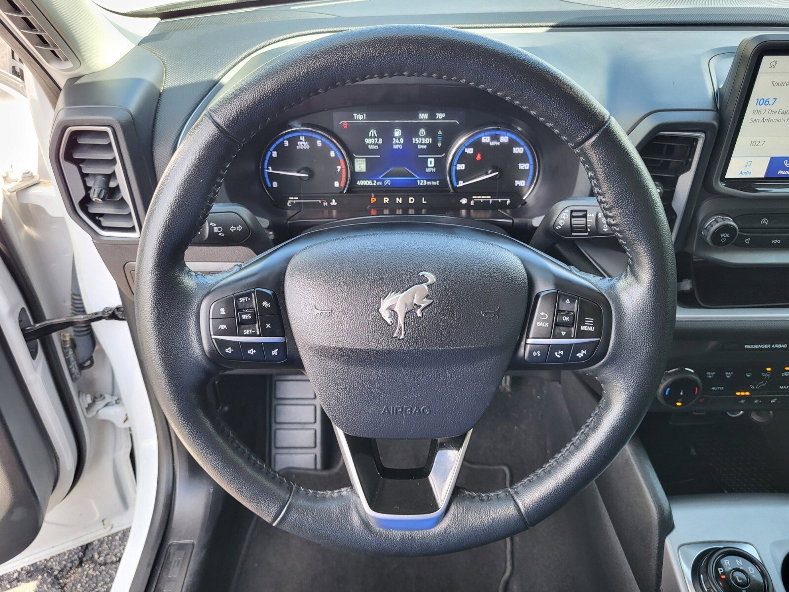 Certified 2023 Ford Bronco Sport Outer Banks w/ Tech Package AWD/4WD image 27