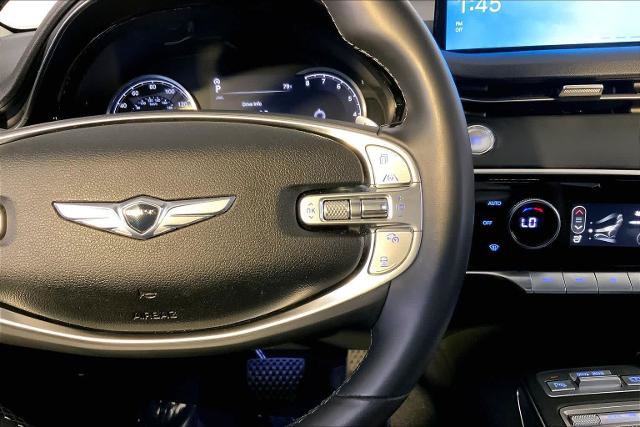 Used 2024 Genesis GV70 2.5T w/ Select Package AWD/4WD image 25