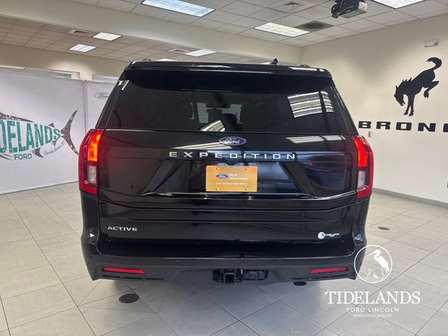 Certified 2025 Ford Expedition Active RWD image 7