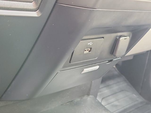 Certified 2018 Ford F150 XL w/ Equipment Group 101A Mid image 16