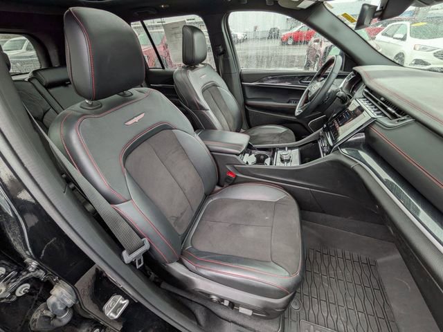 Used 2022 Jeep Grand Cherokee Trailhawk AWD/4WD image 21
