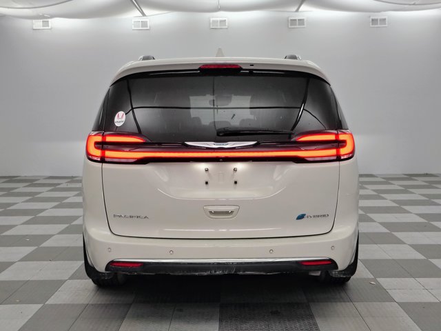 Used 2021 Chrysler Pacifica Touring-L w/ Uconnect Theater Family Group FWD image 6